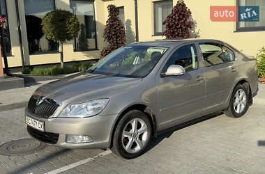 Лифтбек Skoda Octavia 2013 в 