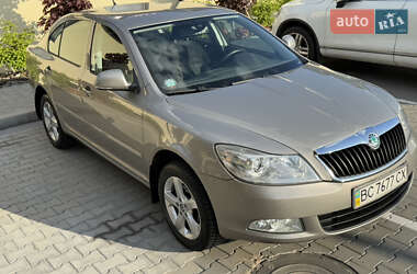 Лифтбек Skoda Octavia 2013 в 