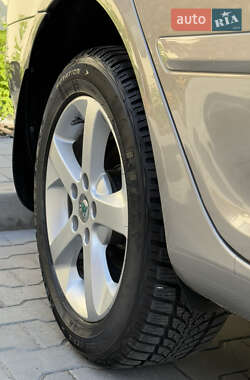 Лифтбек Skoda Octavia 2013 в 