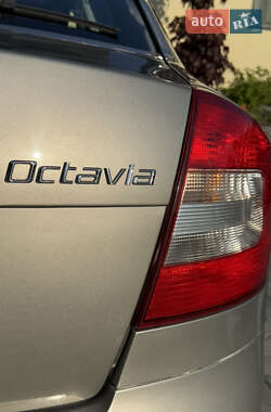 Лифтбек Skoda Octavia 2013 в 
