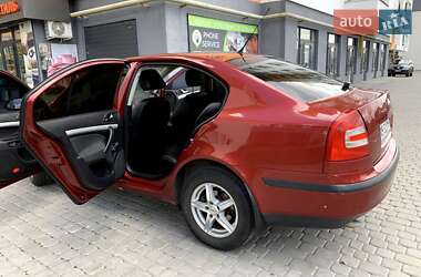 Лифтбек Skoda Octavia 2006 в 