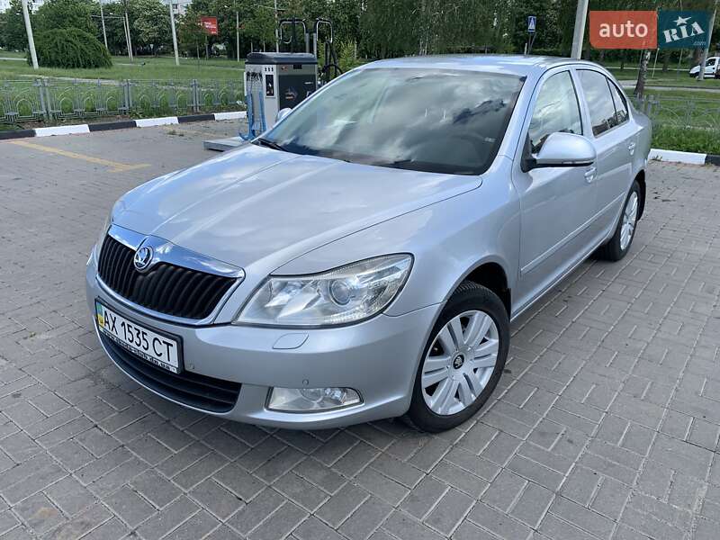 Лифтбек Skoda Octavia 2011 в 