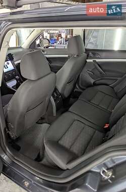 Универсал Skoda Octavia 2010 в 