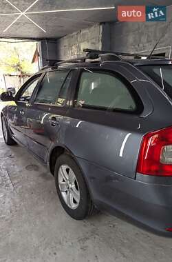 Универсал Skoda Octavia 2010 в 