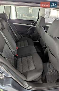 Универсал Skoda Octavia 2010 в 