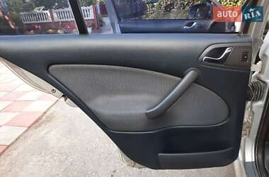 Лифтбек Skoda Octavia 2004 в 