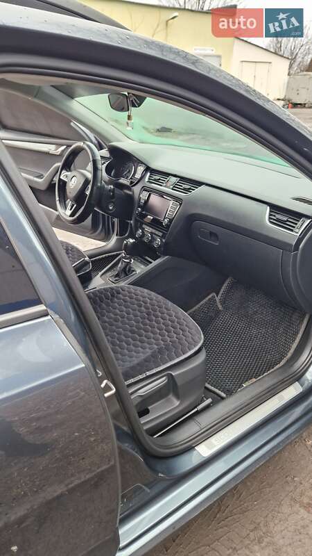 Універсал Skoda Octavia 2017 в Зіньківі