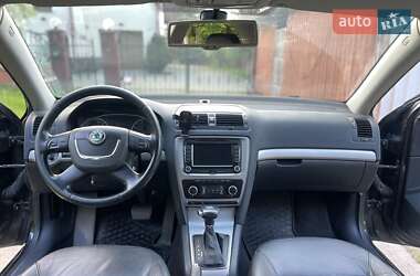 Лифтбек Skoda Octavia 2010 в 