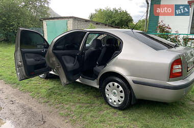 Ліфтбек Skoda Octavia 2001 в 