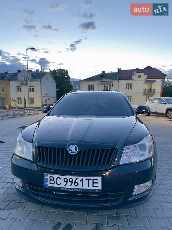 Универсал Skoda Octavia 2009 в Львове