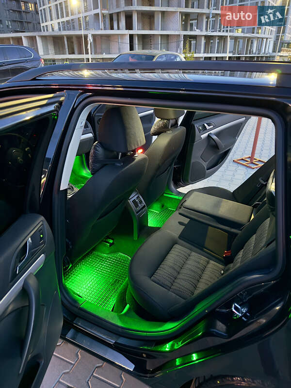 Универсал Skoda Octavia 2009 в Львове