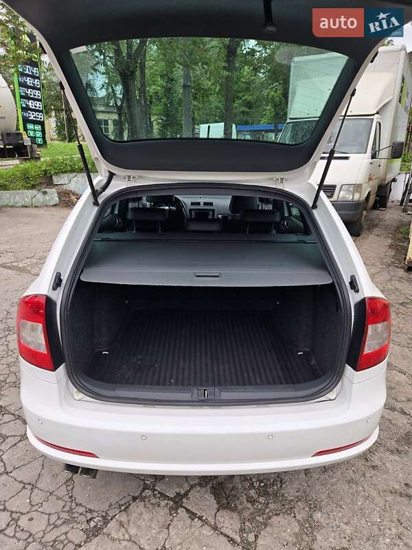 Універсал Skoda Octavia 2012 в Кам'янському
