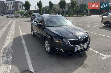 Ліфтбек Skoda Octavia 2018 в 