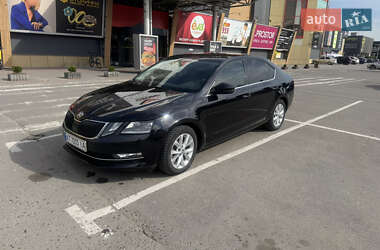 Ліфтбек Skoda Octavia 2018 в 