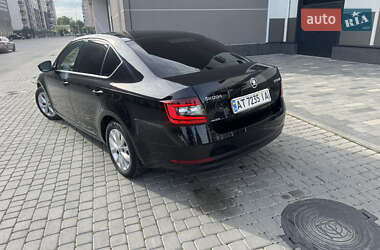 Ліфтбек Skoda Octavia 2018 в 