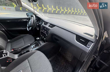 Ліфтбек Skoda Octavia 2018 в 