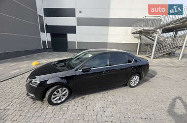 Ліфтбек Skoda Octavia 2018 в 