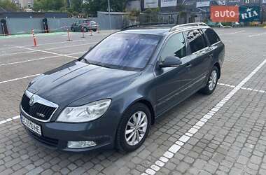 Универсал Skoda Octavia 2011 в 