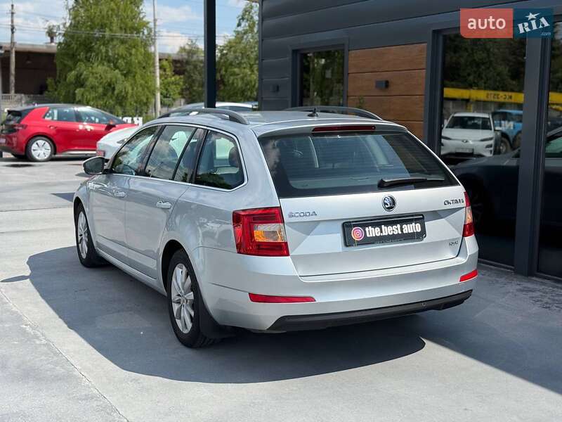 Універсал Skoda Octavia 2015 в Рівному