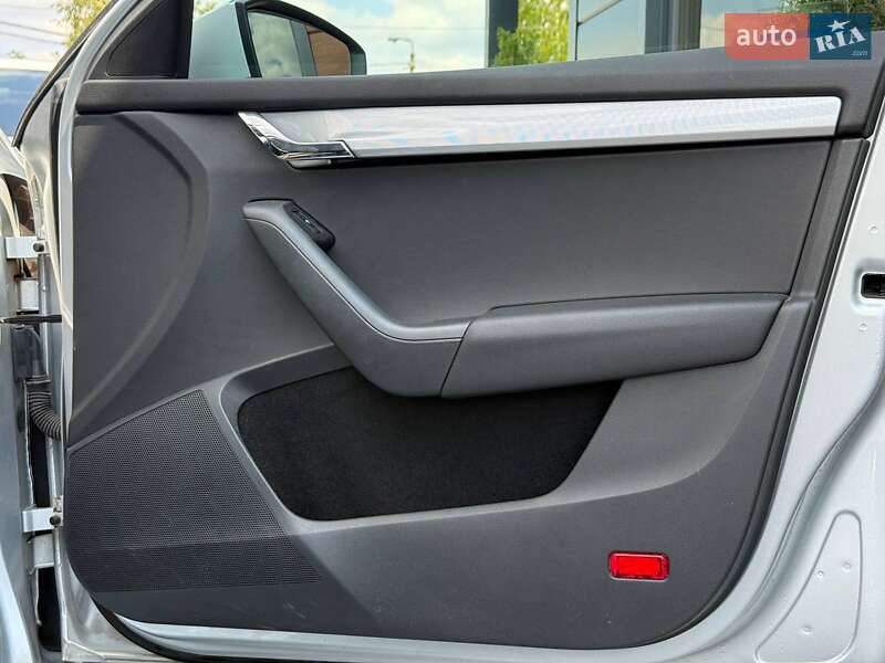 Універсал Skoda Octavia 2015 в Рівному