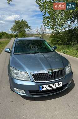 Універсал Skoda Octavia 2010 в Рівному
