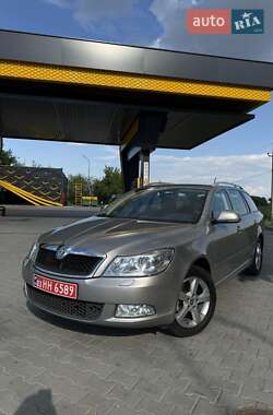 Універсал Skoda Octavia 2011 в 