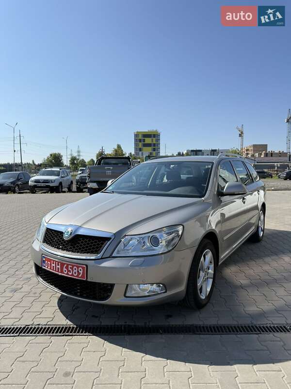 Універсал Skoda Octavia 2011 в Великій Багачці