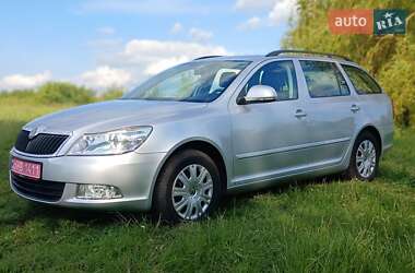 Універсал Skoda Octavia 2011 в Хоролі