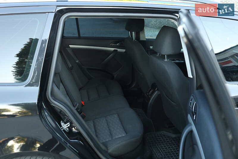 Универсал Skoda Octavia 2012 в Чемеровцах