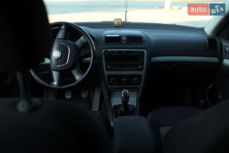 Универсал Skoda Octavia 2012 в Чемеровцах