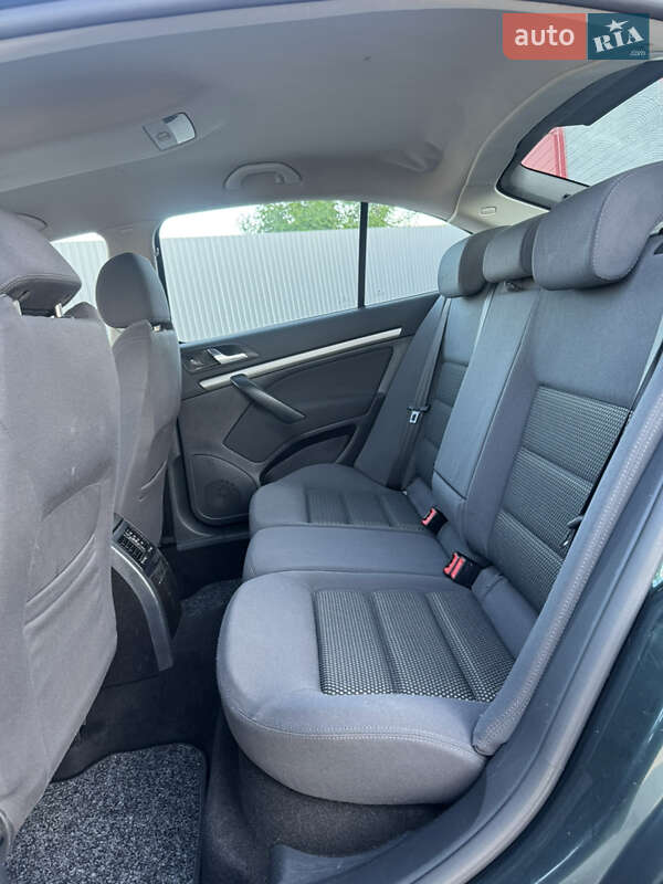 Ліфтбек Skoda Octavia 2006 в Лубнах