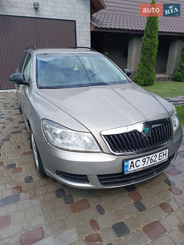 Универсал Skoda Octavia 2012 в Любомле