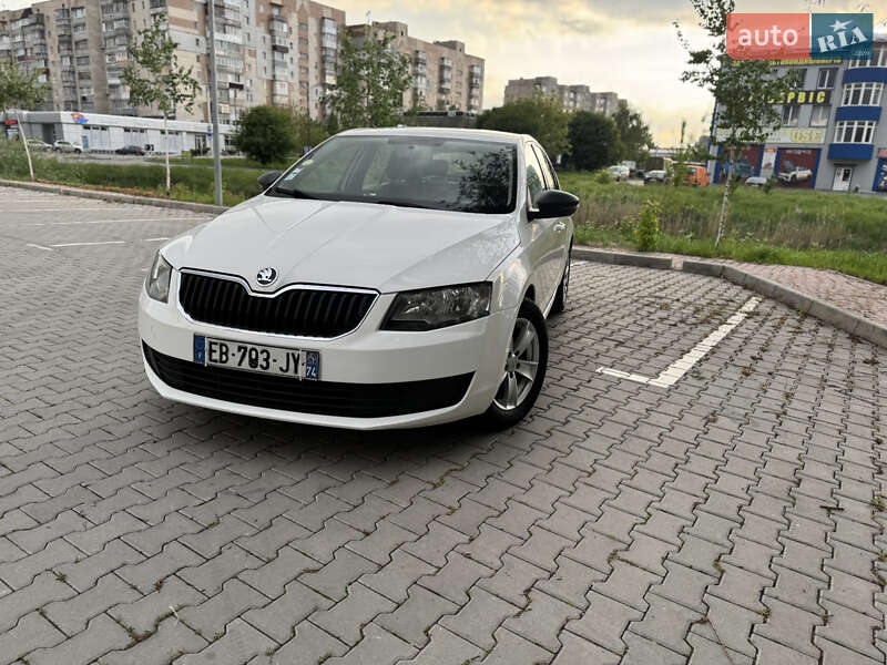 Лифтбек Skoda Octavia 2016 в Хмельницком