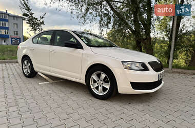 Лифтбек Skoda Octavia 2016 в 