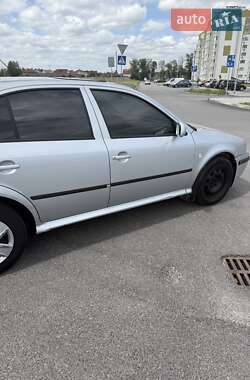 Лифтбек Skoda Octavia 2008 в 