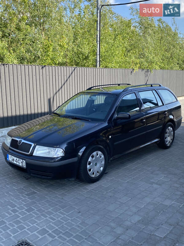 Универсал Skoda Octavia 2002 в 