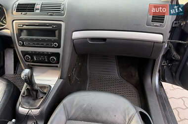 Универсал Skoda Octavia 2010 в 