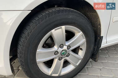Универсал Skoda Octavia 2012 в 