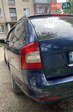 Универсал Skoda Octavia 2009 в 