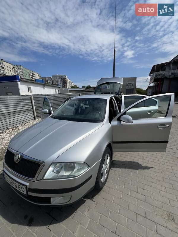 Лифтбек Skoda Octavia 2007 в 