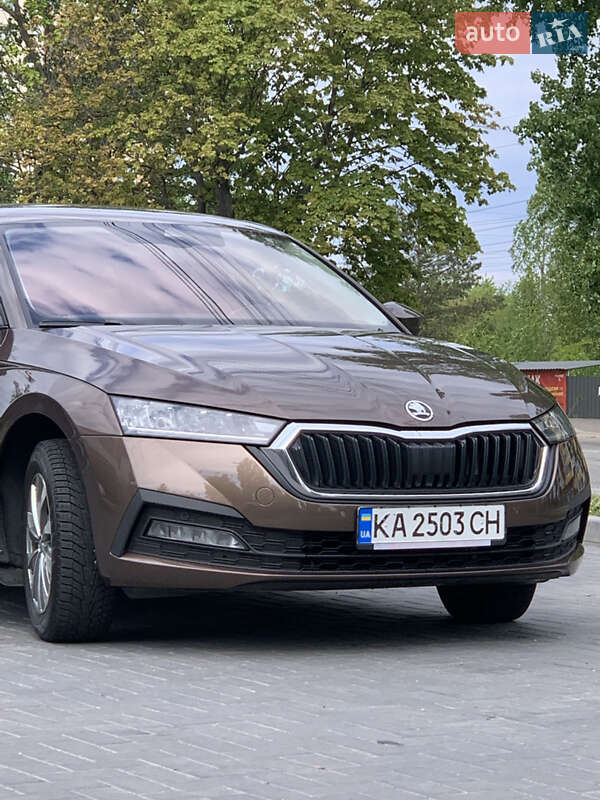 Универсал Skoda Octavia 2021 в Киеве