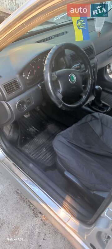 Лифтбек Skoda Octavia 2004 в Конотопе