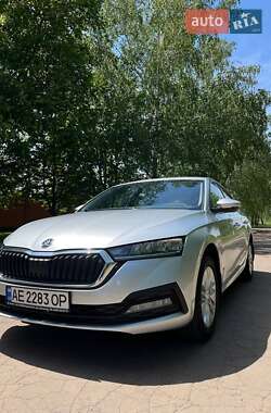 Лифтбек Skoda Octavia 2021 в Кривом Роге