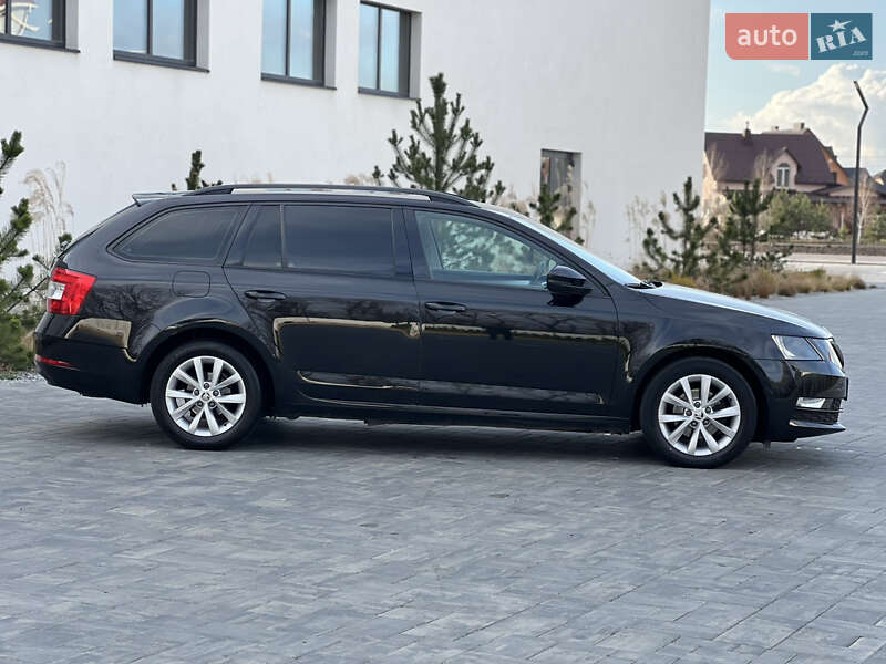 Універсал Skoda Octavia 2019 в Луцьку