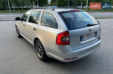 Универсал Skoda Octavia 2012 в 