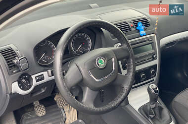 Лифтбек Skoda Octavia 2010 в 