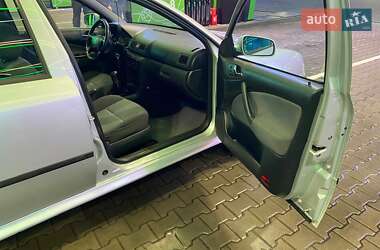 Лифтбек Skoda Octavia 2008 в 