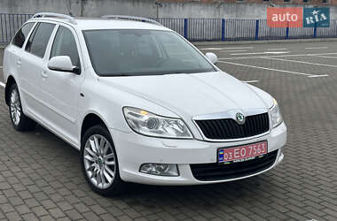 Універсал Skoda Octavia 2012 в 