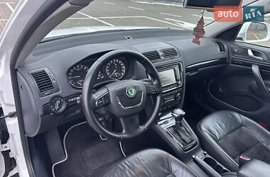 Універсал Skoda Octavia 2012 в 