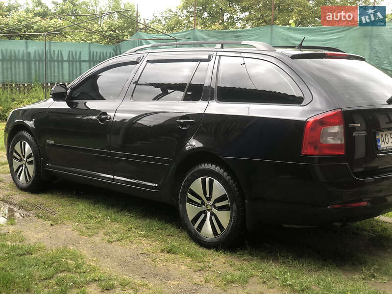 Универсал Skoda Octavia 2009 в Хусте